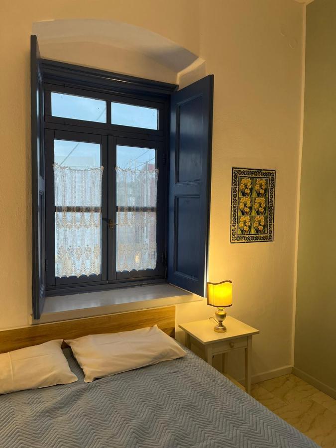 Almira Studios And Apartments Agia Marina  Buitenkant foto