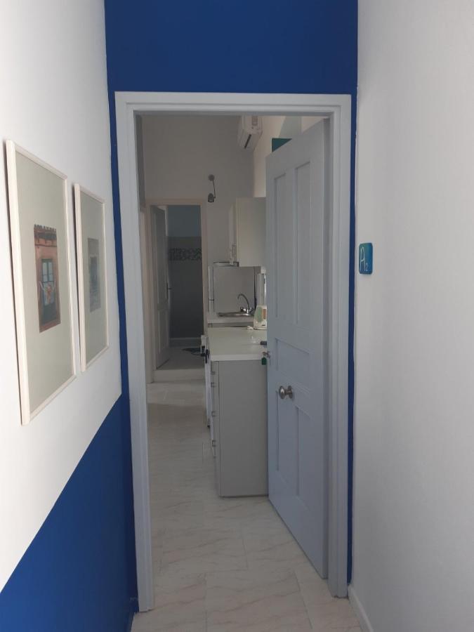 Almira Studios And Apartments Agia Marina  Buitenkant foto