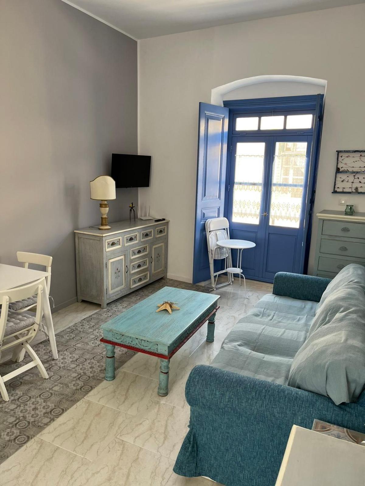 Almira Studios And Apartments Agia Marina  Buitenkant foto